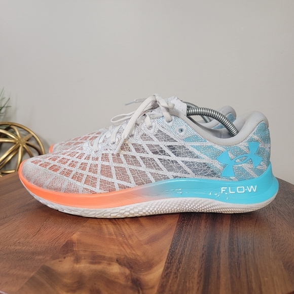 Under Armour UA W FLOW Velociti Wind 2 Multicolor Running Shoes Size 12 - Picture 6 of 17